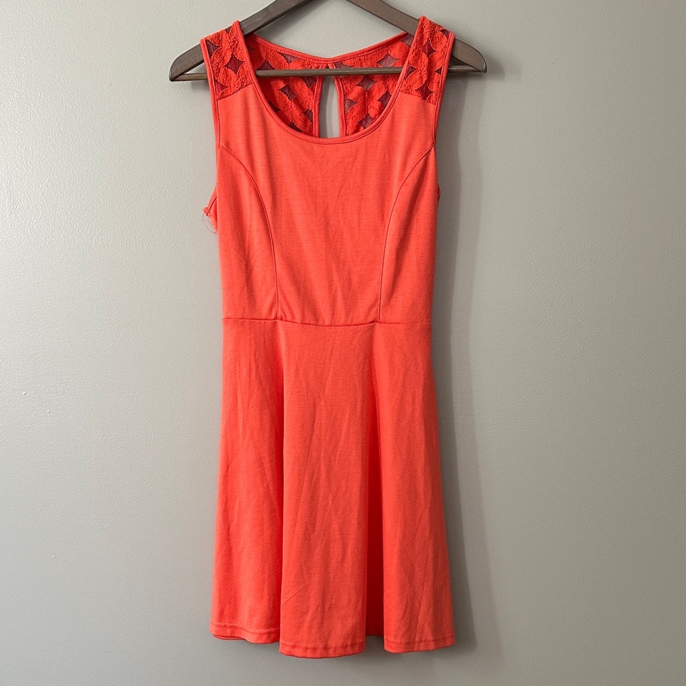 Edge Small Coral Sleeveless Dress with Lace NWOT